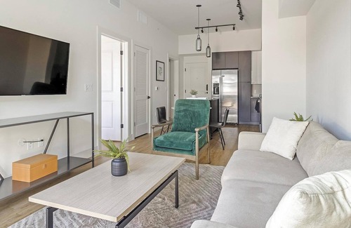 Providencia Park Apartment | Landing | Amazing 1BD, Pool, Clubhouse