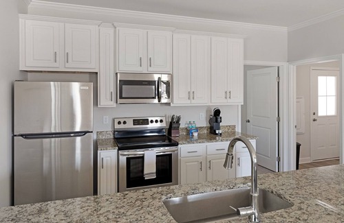 Huntsville Apartment | Landing Apartments at Oak Grove Dairy