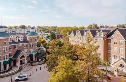 Corryville Apartment | Landing Apartments Cincinnati