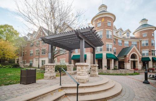 Corryville Apartment | Landing Apartments Cincinnati
