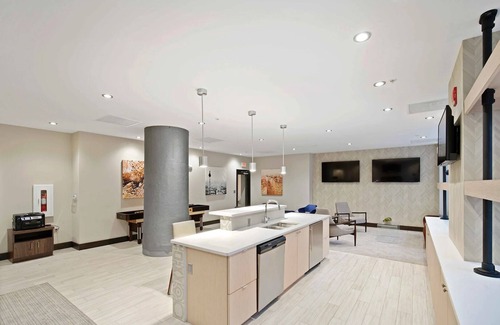 Downtown Baltimore Apartment | Landing at 222 Saratoga - 2 Bedrooms in Downtown