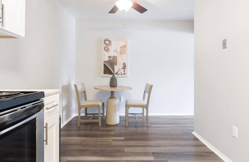 Ann Arbor Apartment | Landing at Arbor Haus - 1 Bedroom in Carpenter
