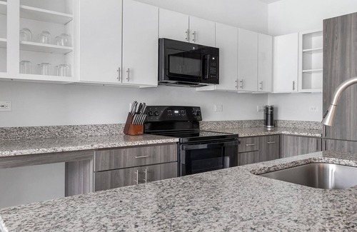 Decatur Apartment | Landing at Avondale Hills - 2 Bedrooms in Avond.
