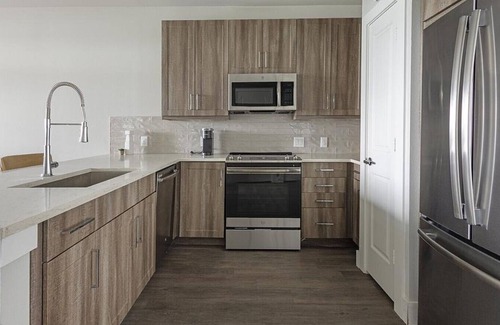 Katy Apartment | Landing at Bellrock Market Station - 1 Bedroom in Downtown Katy