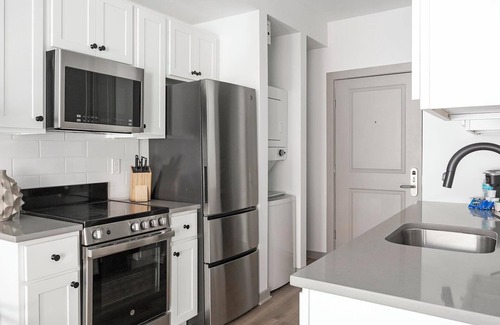 University City Apartment | Landing at Commons on Ludlow - 1 Bedroom in Uni.