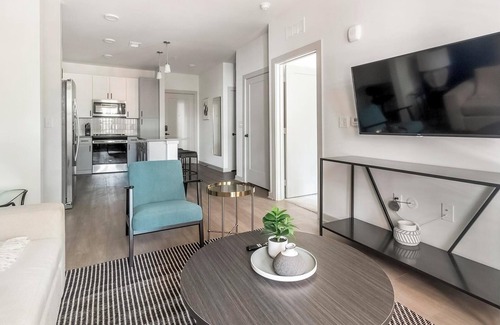 Springfield Apartment | Landing at Corner on Main - 1 Bedroom in Spring.