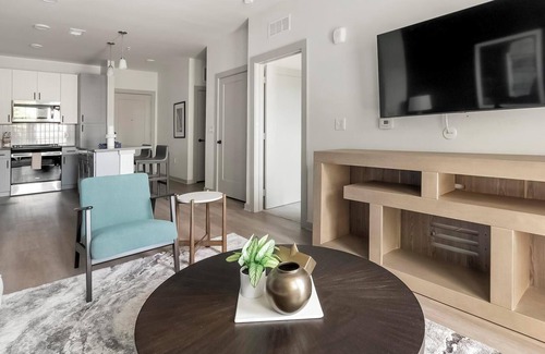 Springfield Apartment | Landing at Corner on Main - 1 Bedroom in Spring.
