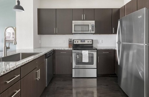 Austin Apartment | Landing at Cortland Bluff Springs - 2 Bedrooms in Bluff Springs