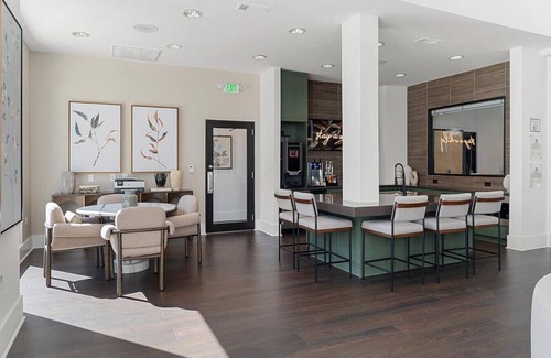 Montrose Apartment | Landing at Cortland River Oaks - 2 Bedrooms in Montrose