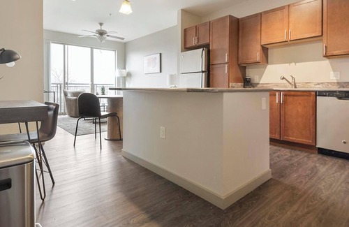 St. Louis Apartment | Landing at Cortona at Forest Park - 1 Bedroom i.