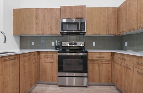 Florida Center Apartment | Landing at Deseo Grande - 2 Bedrooms in Southwe.