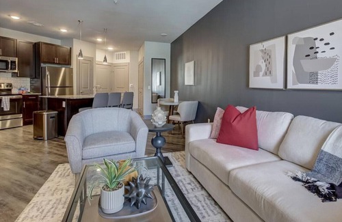 Denton Apartment | Landing at Discovery Park - 1 Bedroom in Downtown Denton