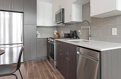East Side Apartment | Landing at Ella Apartments - Studio in Atlanta