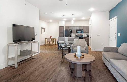San Antonio Apartment | Landing at Esperanza - 1 Bedroom in Alamo Ranch.