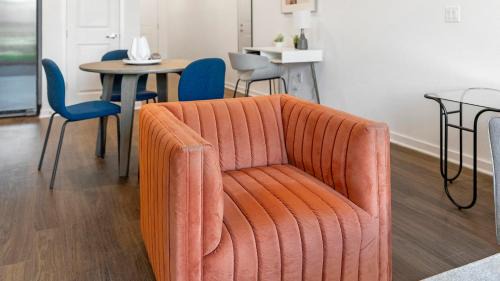 Davenport Apartment | Landing at Florence Villa - Four Corners
