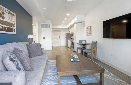 North Mountain Apartment | Landing at Lucero - 1 Bedroom in Paradise Valle...