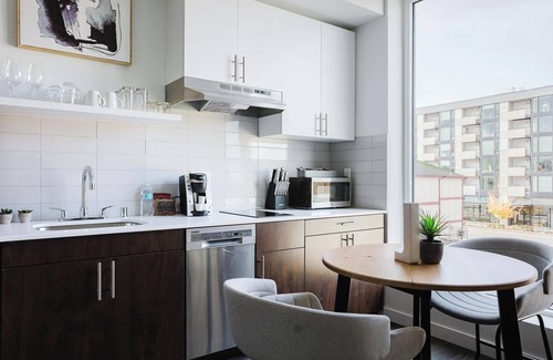 Mann Apartment | Landing at Madrone - Studio in Central District