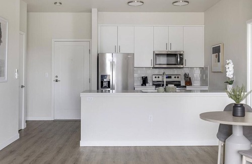 Homestead Apartment | Landing at Marquam Heights - 2 Bedrooms in Southwest Portland