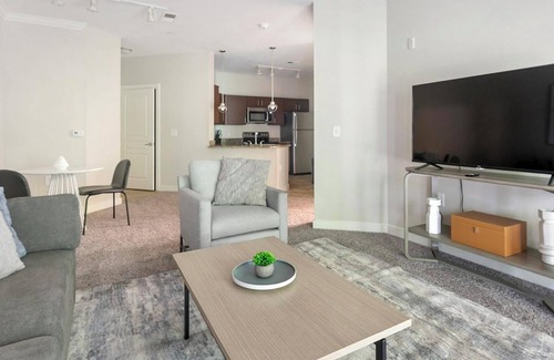 Chillum Apartment | Landing at Mode at Hyattsville - 1 Bedroom in H.