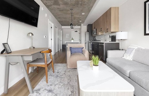 Englewood Apartment | Landing at Noble - 1 Bedroom in Englewood