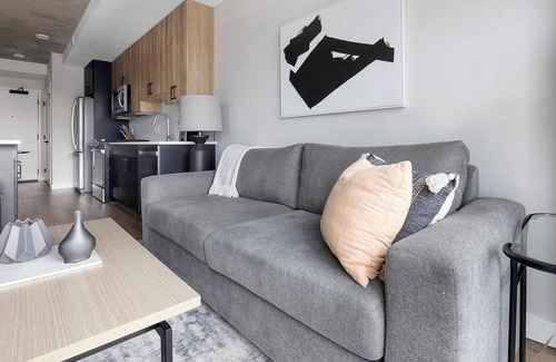 Englewood Apartment | Landing at Noble - 1 Bedroom in Englewood