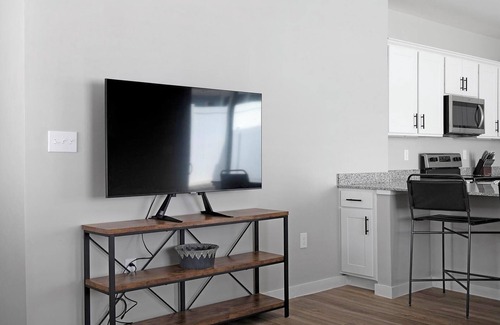 Madison Apartment | Landing at Sanctuary at Indian Creek - 1 Bedroo.