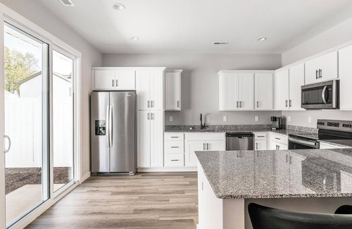 Madison Apartment | Landing at Sanctuary at Indian Creek - 1 Bedroo.