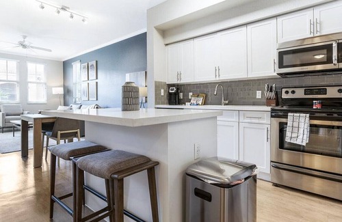 Plantation Apartment | Landing at Solero Plantation - 1 Bedroom in Downtown Plantation