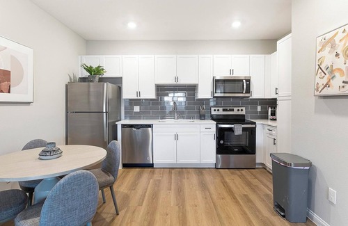 Townsite Apartment | Landing at Summit on Boulder - 2 Bedrooms in Va.