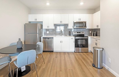 Townsite Apartment | Landing at Summit on Boulder - 2 Bedrooms in Va.