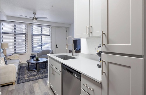 Tempe Apartment | Landing at Ten01 On The Lake - Studio in Tempe