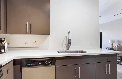 Tempe Apartment | Landing at Ten01 On The Lake - Studio in Tempe
