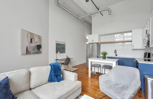 Greenville Apartment | Landing at The American Spinning Mill - 1 Bedro.