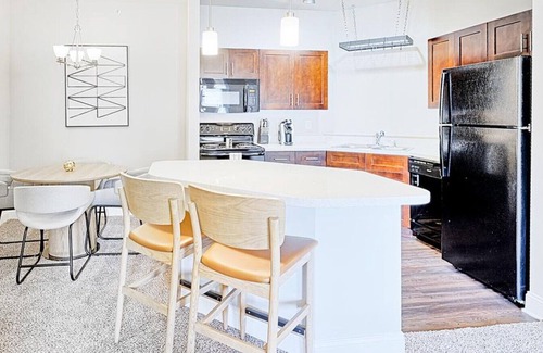 Johns Island Apartment | Landing at The Apartments at Shade Tree - 2 Bedrooms in Downtown Charleston