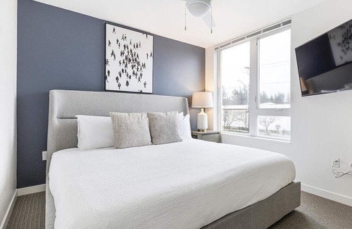 Gresham Apartment | Landing at The Archibald - 1 Bedroom in Downtown Gresham
