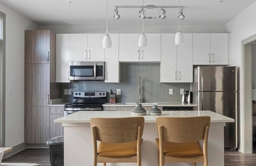 Home Park Apartment | Landing at The Brady - Studio in Home Park