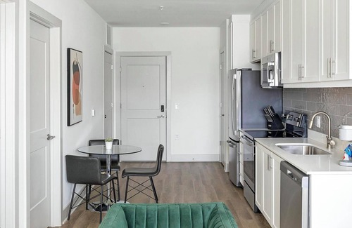 Huntsville Apartment | Landing at The Gallery - 1 Bedroom in West Hunt.