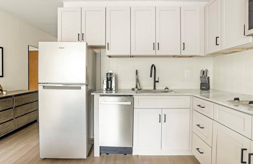 Northeast Raleigh Apartment | Landing at The Harrison - Studio in Northeast R.