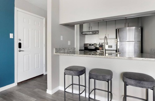 Royal Ridge Apartment | Landing at The Lynx - 1 Bedroom in El Dorado/.