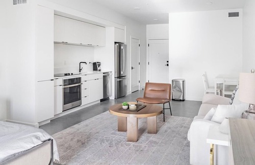 Sugar House Apartment | Landing at The Izzy - Studio in Sugar House