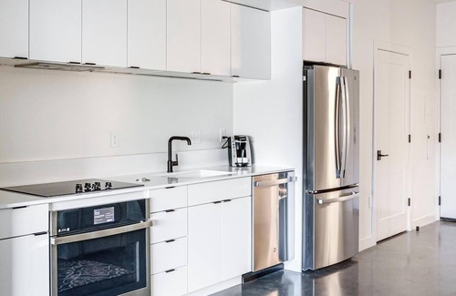 Sugar House Apartment | Landing at The Izzy - Studio in Sugar House