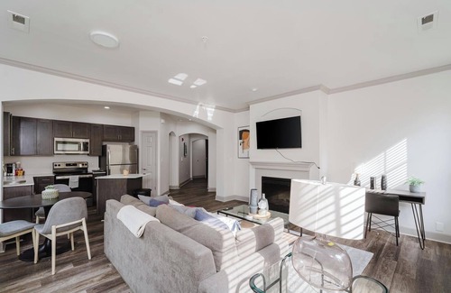 Corryville Apartment | Landing at The Village at Stetson Square - 2 Be.