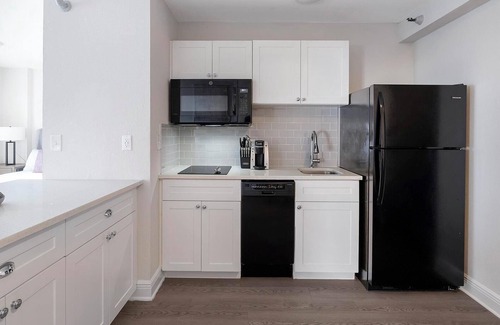 St. Petersburg Apartment | Landing at The Wayland - Studio in Downtown St.