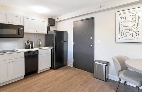 St. Petersburg Apartment | Landing at The Wayland - 1 Bedroom in Downtown .