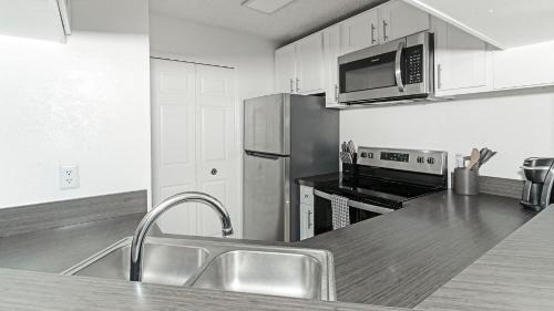 Sunbeam Apartment | Landing at Timberwalk at Mandarin - Jacksonville