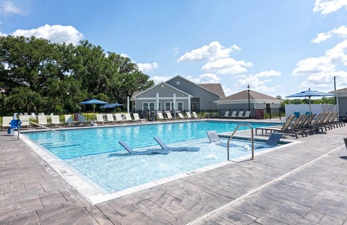Newberry Apartment | Landing at Vanguard - 2 Bedrooms in Newberry
