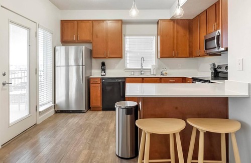 South Salt Lake Apartment | Landing at VIA Apartments - 2 Bedrooms in Downt.