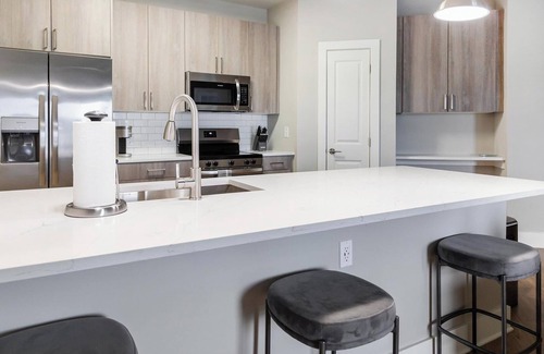 Fort Myers Apartment | Landing | Beautiful 1BD, Pool, Gym