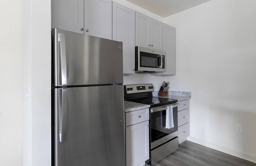 Fort Worth Apartment | Landing | Beautiful 1BD, Gym, Yoga Studio