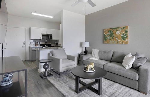 Tempe Apartment | Landing | Beautiful 1BD, Rooftop Lounge, Clubhouse